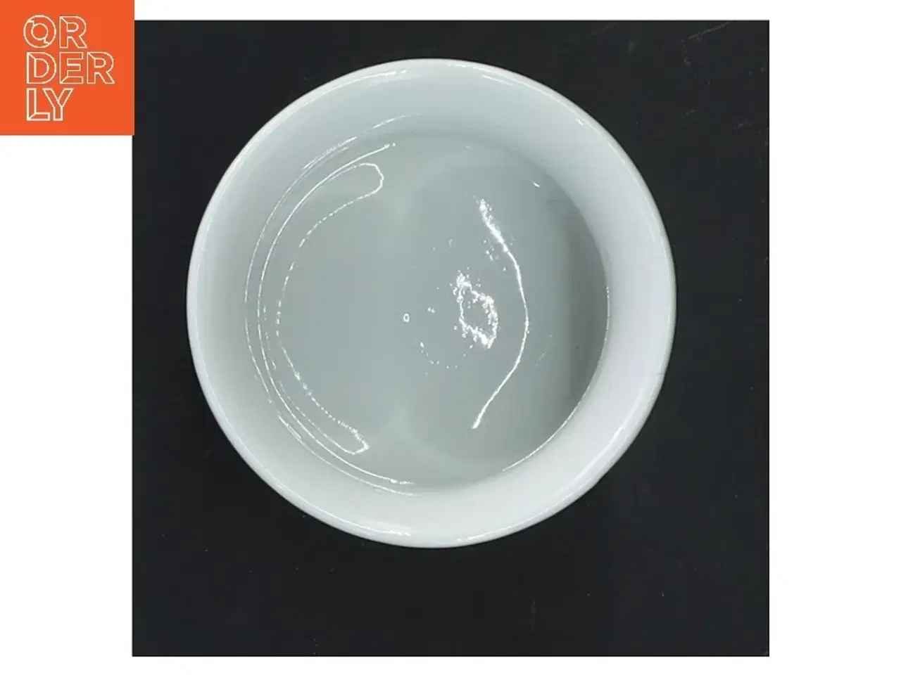 Billede 3 - Royal Copenhagen porcelænskop med blå blomst motiv(str. Ø 6,5 cm længde 7 cm) fra Royal Copenhagen (str. Ø 6,5 cm længde