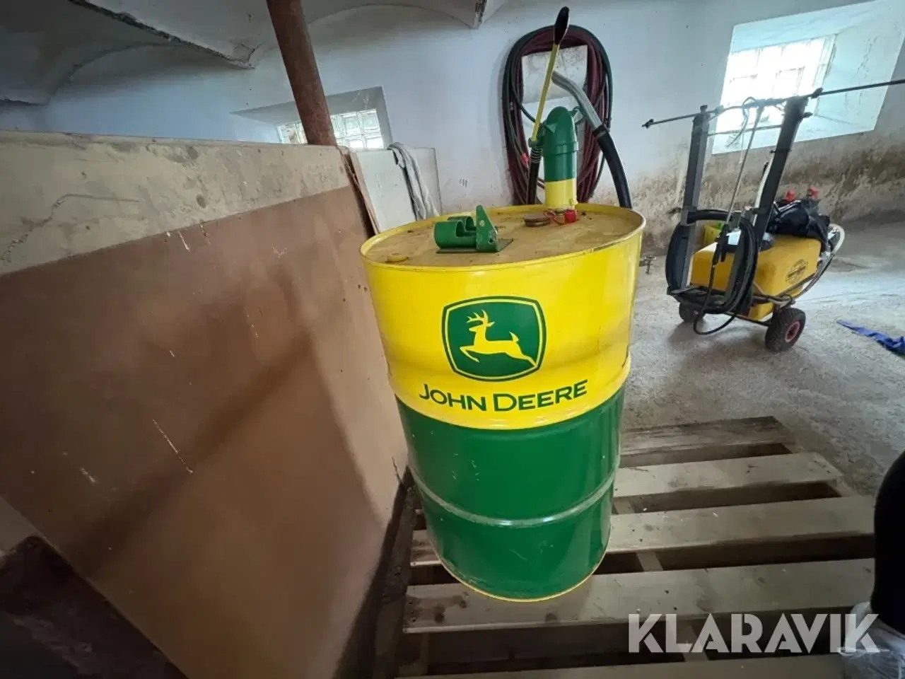 Billede 2 - Dieseltønde John Deere 200 liter