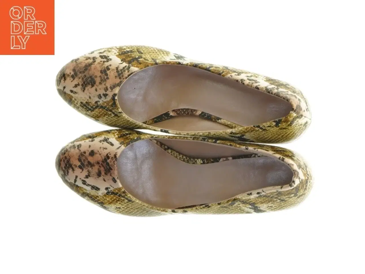 Billede 4 - Slangeprint pumps (str. 38)