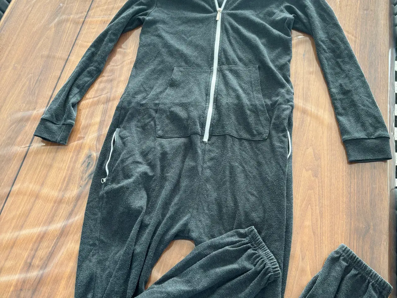 Billede 2 - Heldragt str M/L