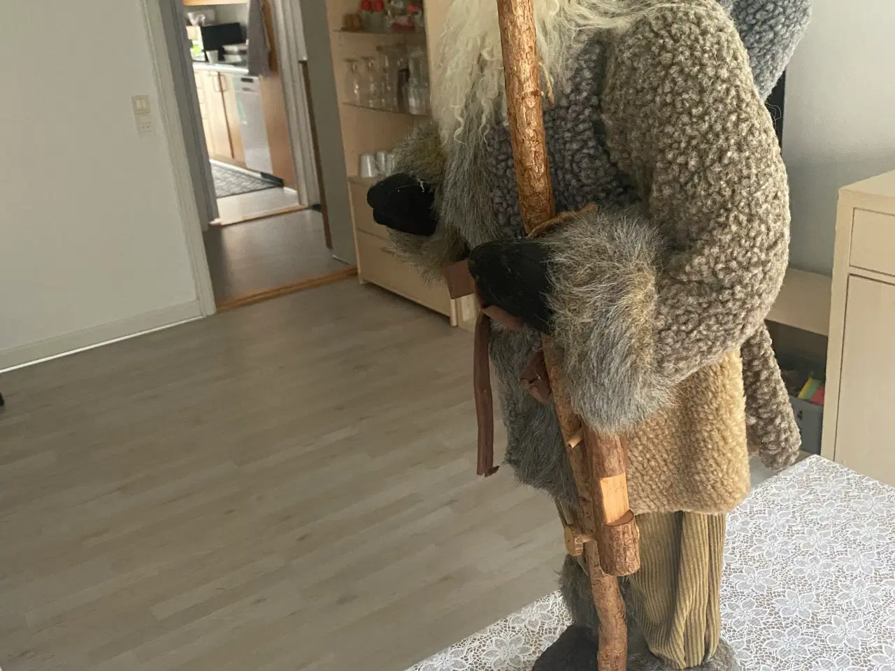 Billede 3 - 79 høj nissemand special lavet med en grå vinter
