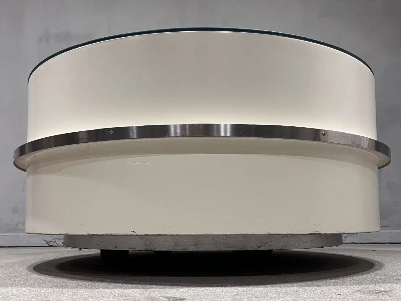 Billede 6 - Rundt display podie, rustfri stål kant, glas top