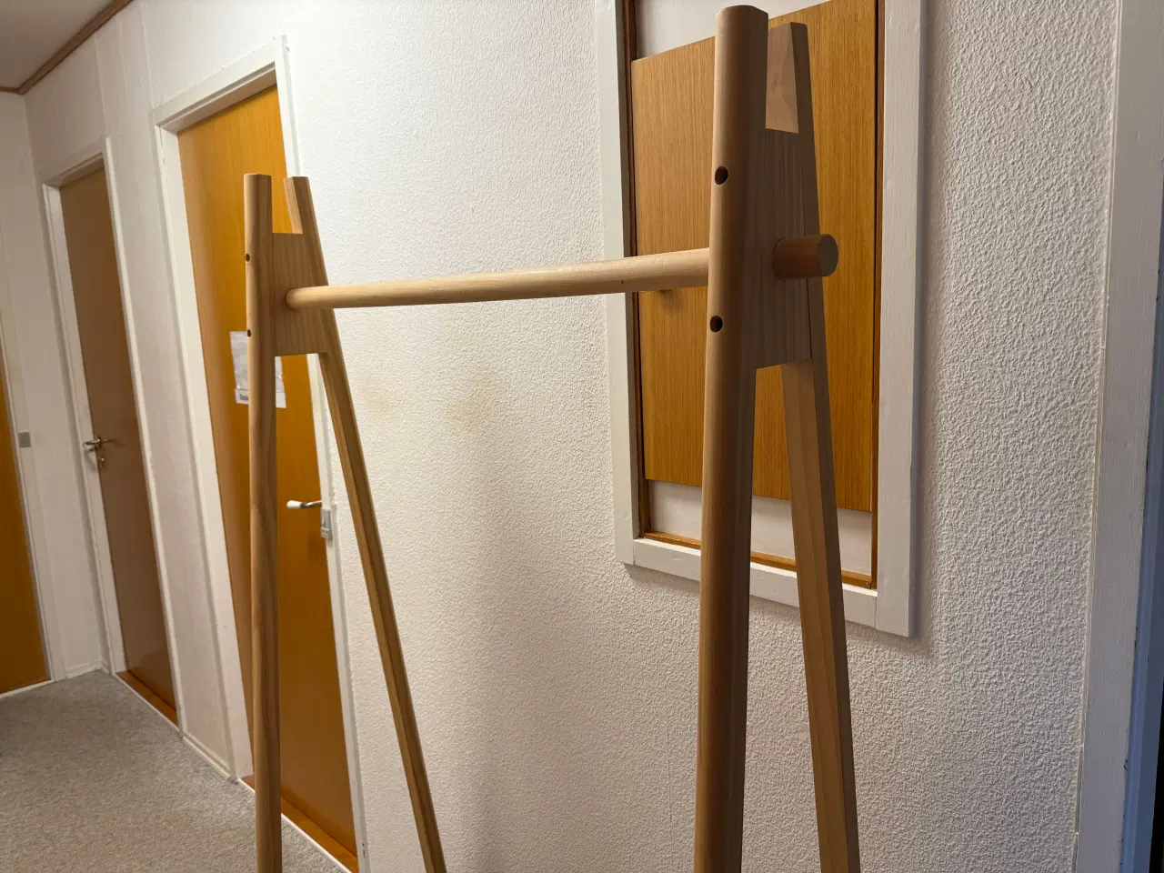 Billede 2 - Tøjstativ sælges