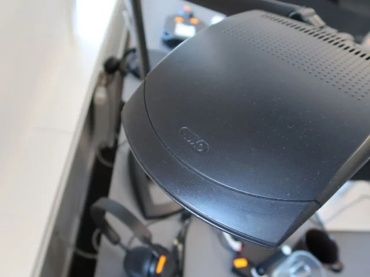 Billede 8 - 2 stk. computerskærme DELL P2725H, tastatur, mus, dockingstation, headset