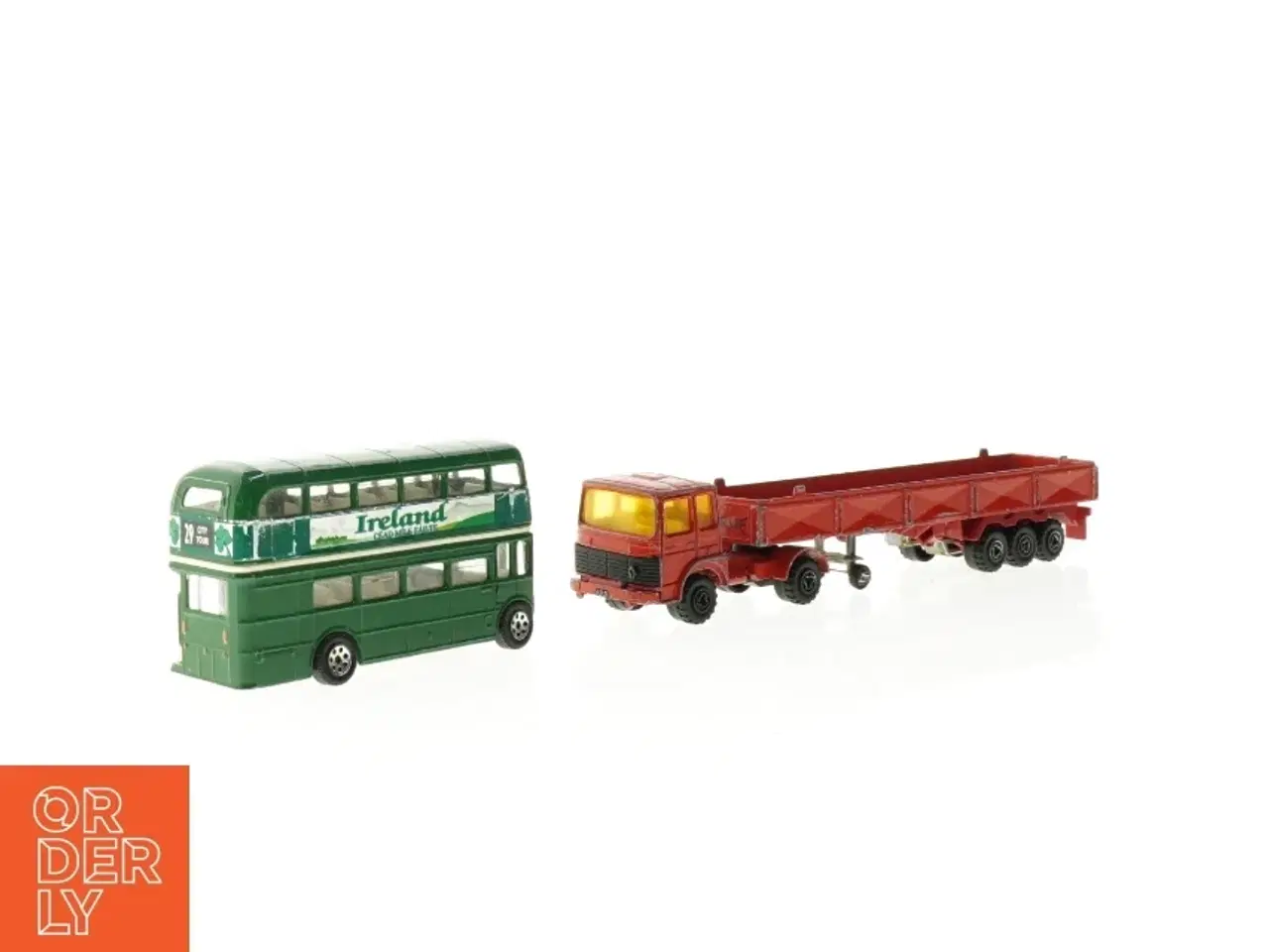 Billede 1 - Matchbox legetøjsbiler fra Matchbox (str. Rød 24 cm, grøn 12 cm)