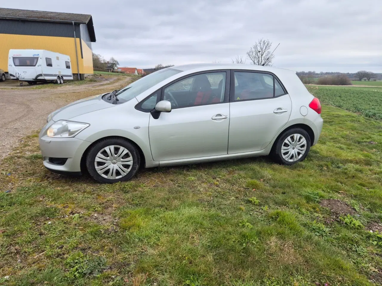 Billede 4 - Toyota Auris 2,0 D-4D Luna
