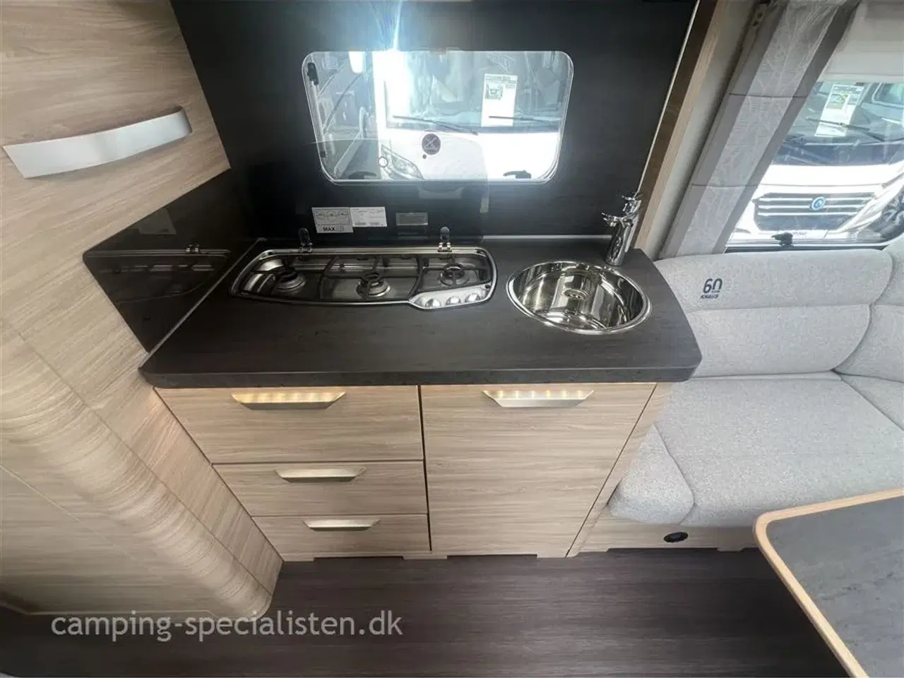 Billede 9 - 2021 - Knaus Südwind 580 UE   Knaus Südwind 580 UE model 2021 kan nu ses hos Camping-Specialisten.dk