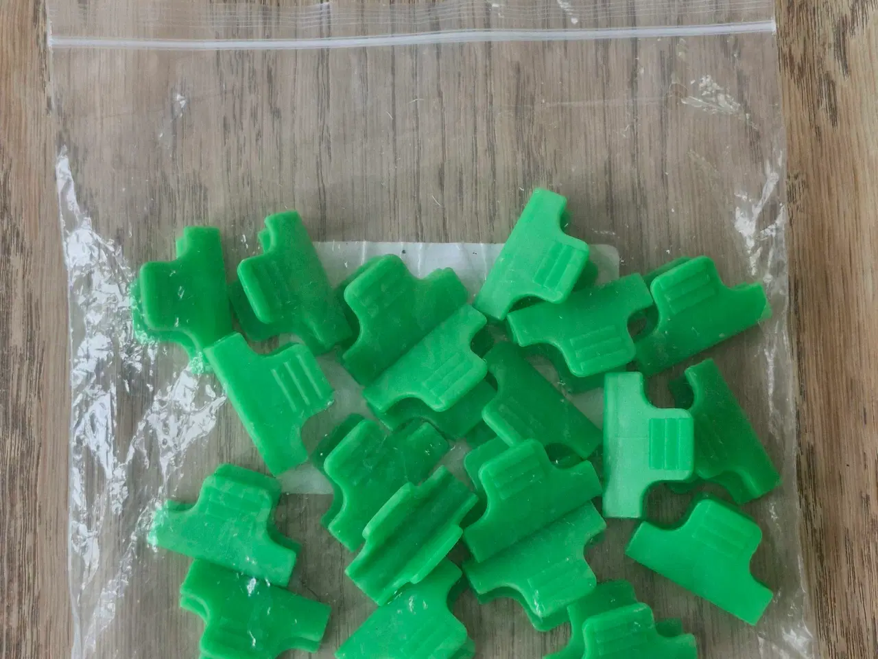 Billede 2 - Clips til drivhus 20 Stk.