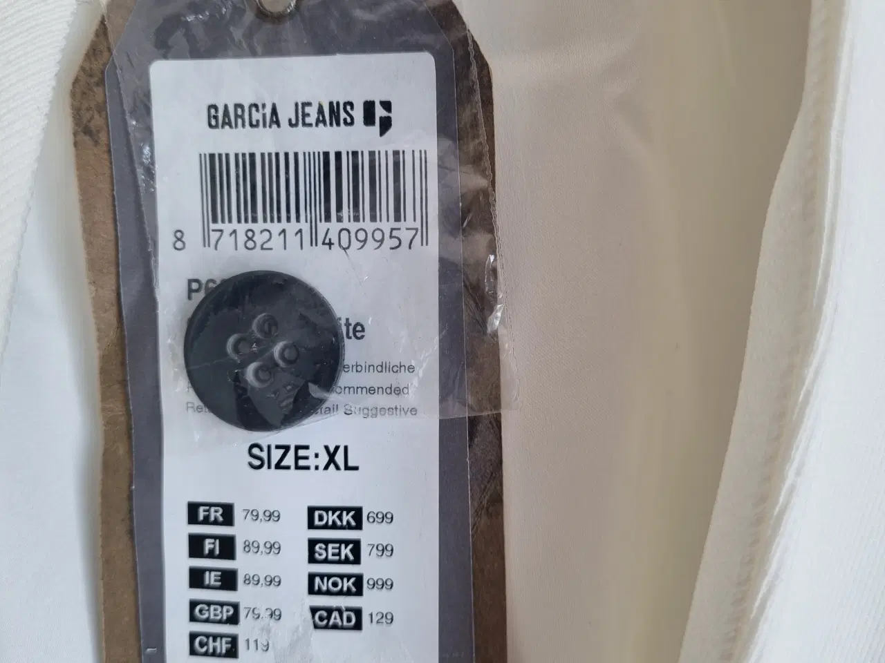 Billede 2 - Kort jakke fra Garcia jeans NY