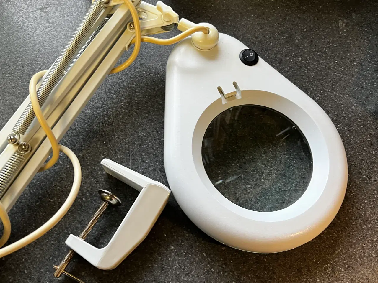 Billede 2 - Bordlampe med forstørelsesglas
