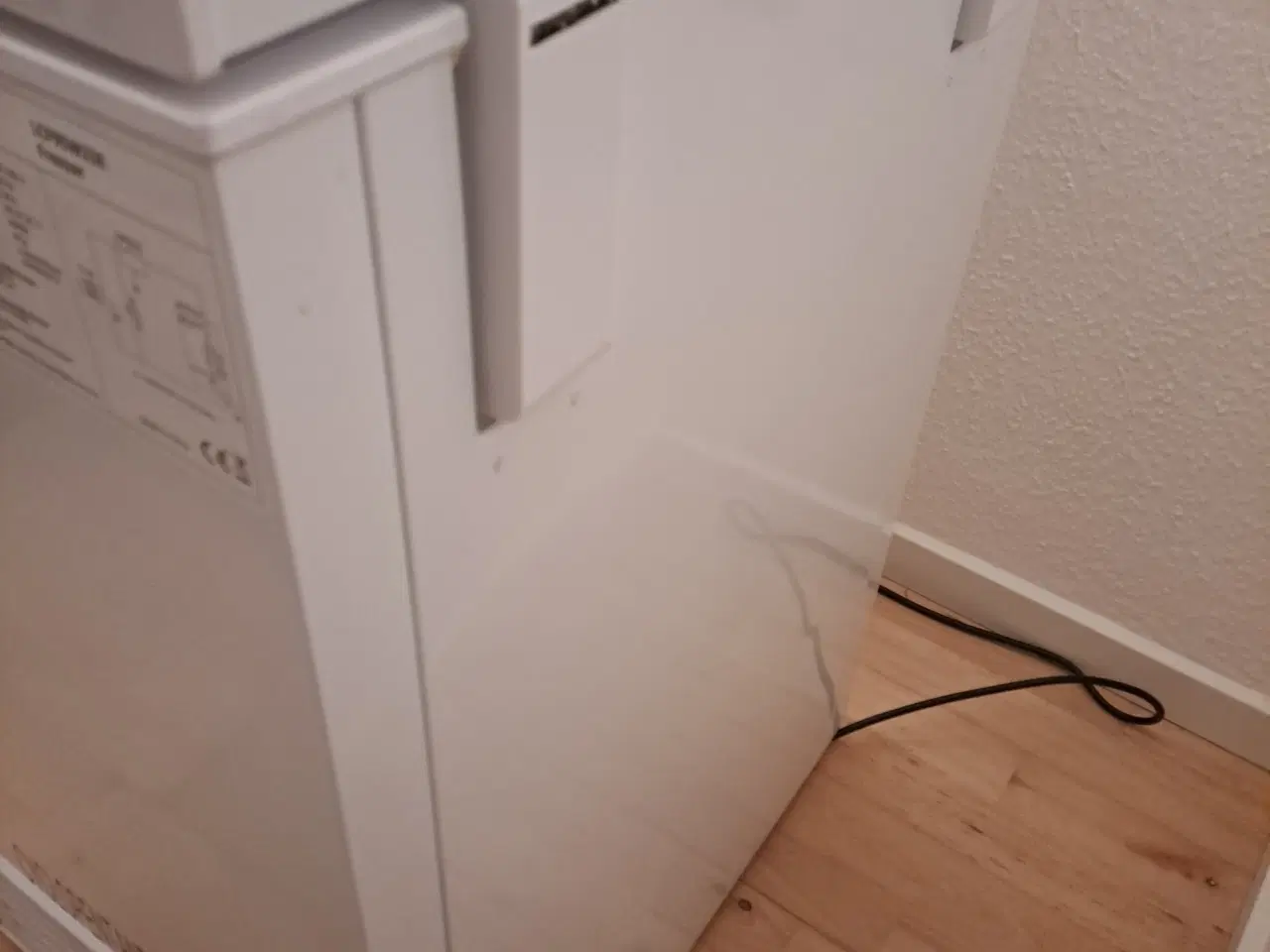 Billede 7 - Næsten ny kummefryser på 96 liter