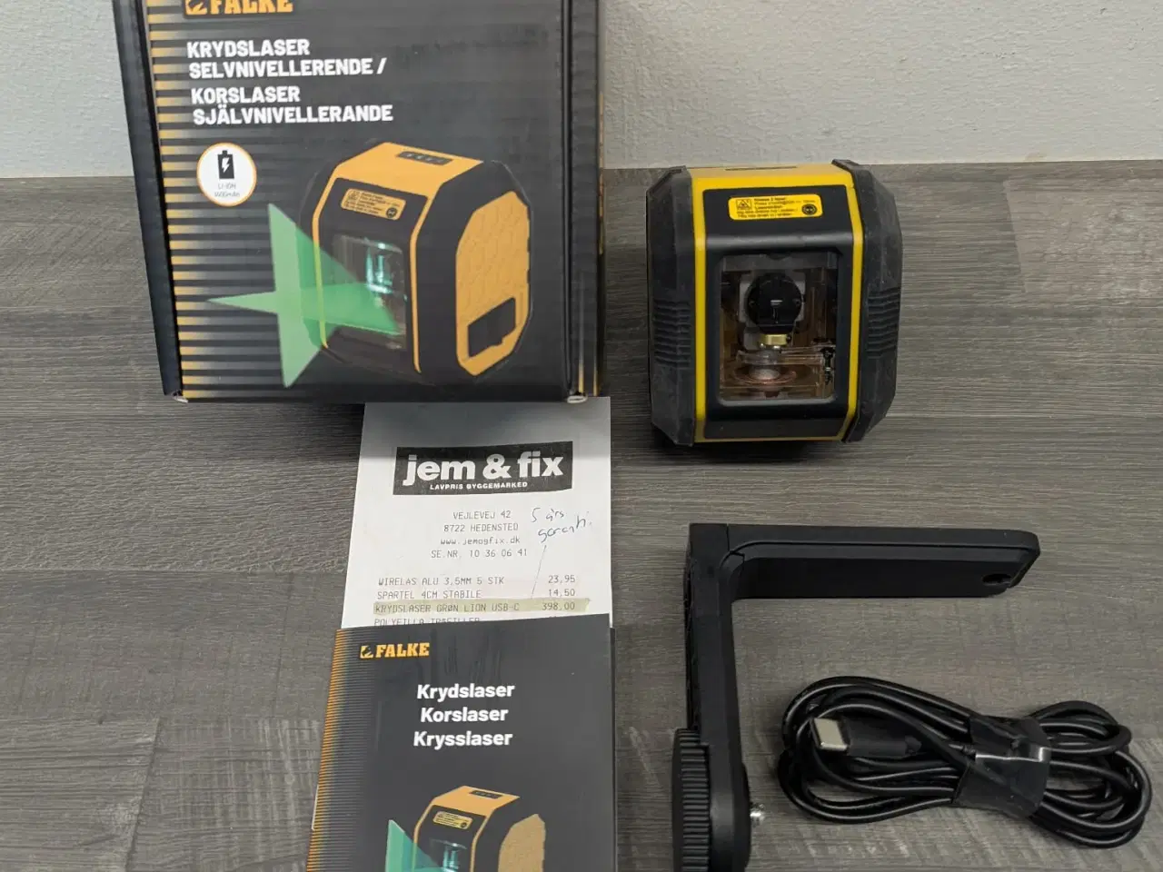 Billede 1 - krydslaser grøn genopladelig, købt 8-11-25