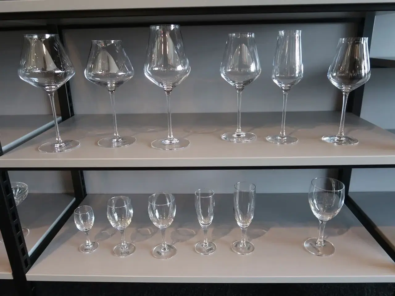 Billede 10 - 283 stk. glas og kander
