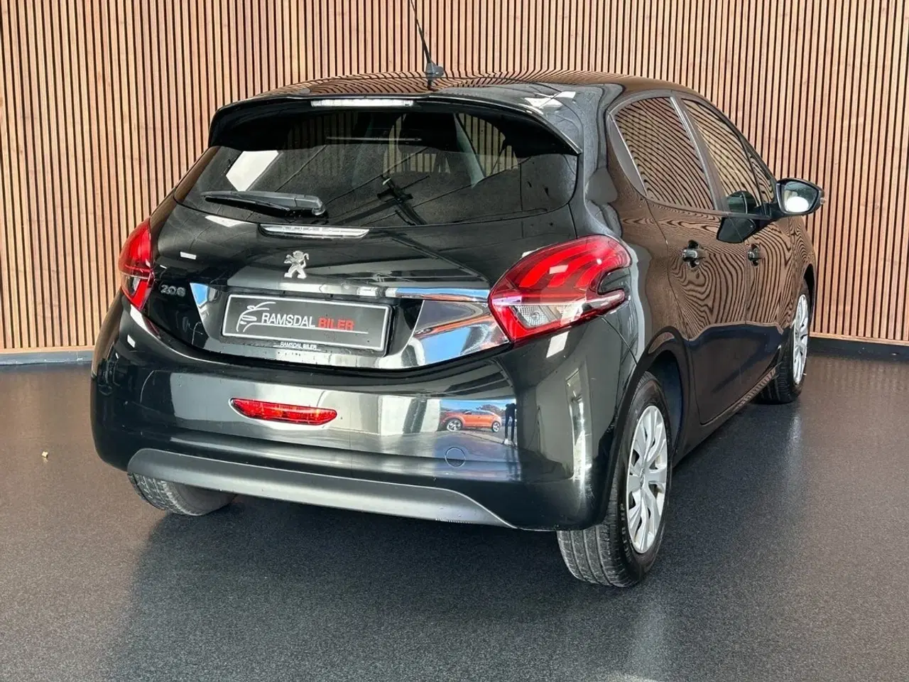 Billede 2 - Peugeot 208 1,6 BlueHDi 100 Desire