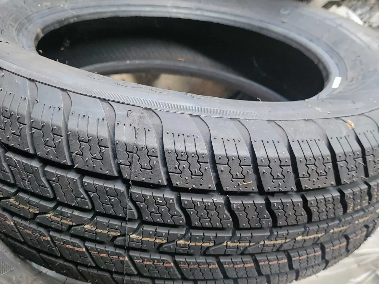 Billede 2 - 195 / 60 R 15