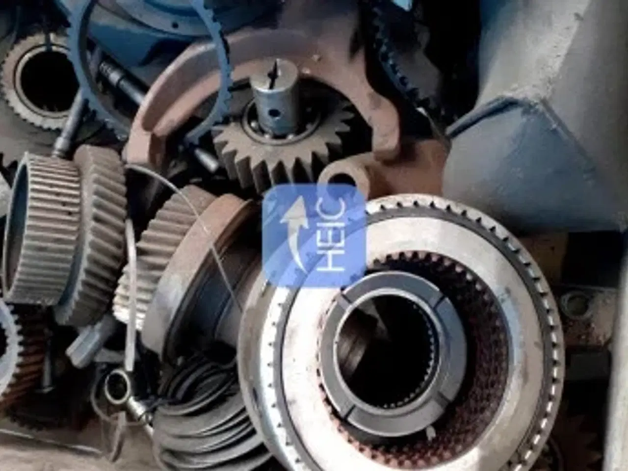 Billede 14 - New Holland 60 Serie Gearkasse dele