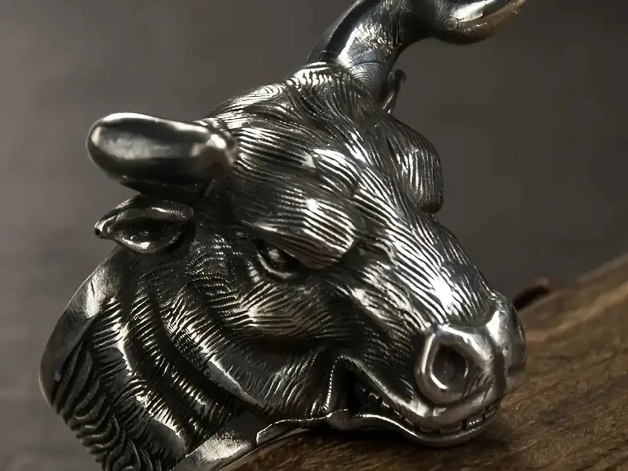 Billede 1 - * Sej fingerring med tyrehoved - i Tibetansk Sølv