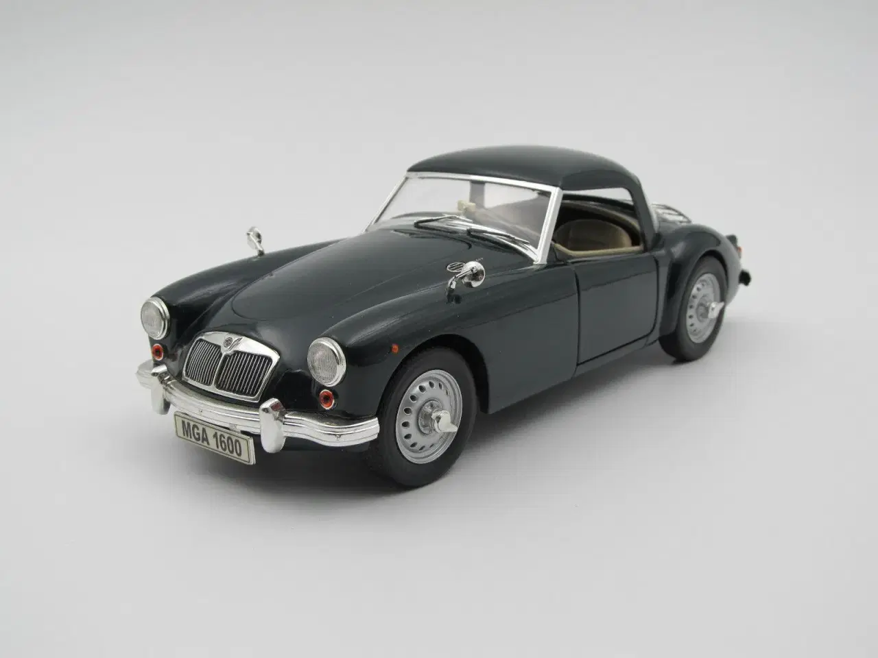 Billede 2 - 1959 MGA Mk1 1600 Roadster Hardtop 1:18  