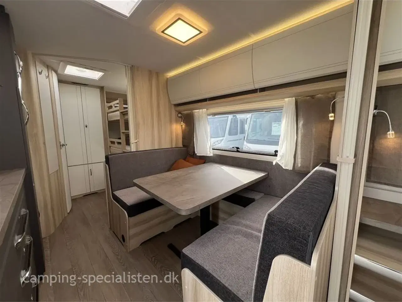 Billede 10 - 2026 - Hobby De Luxe 545 KMF   Hobby De lux 545 KMF med 3 køjer model 2026 - se den nu hos Camping-Specialisten.dk