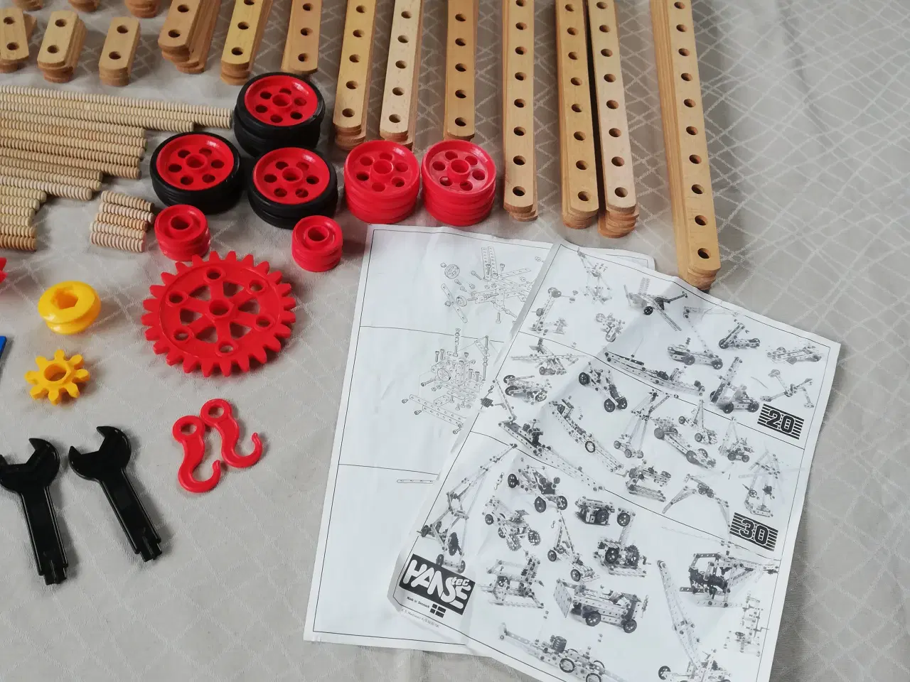 Billede 3 - Hanse tec trælegetøj 250 dele