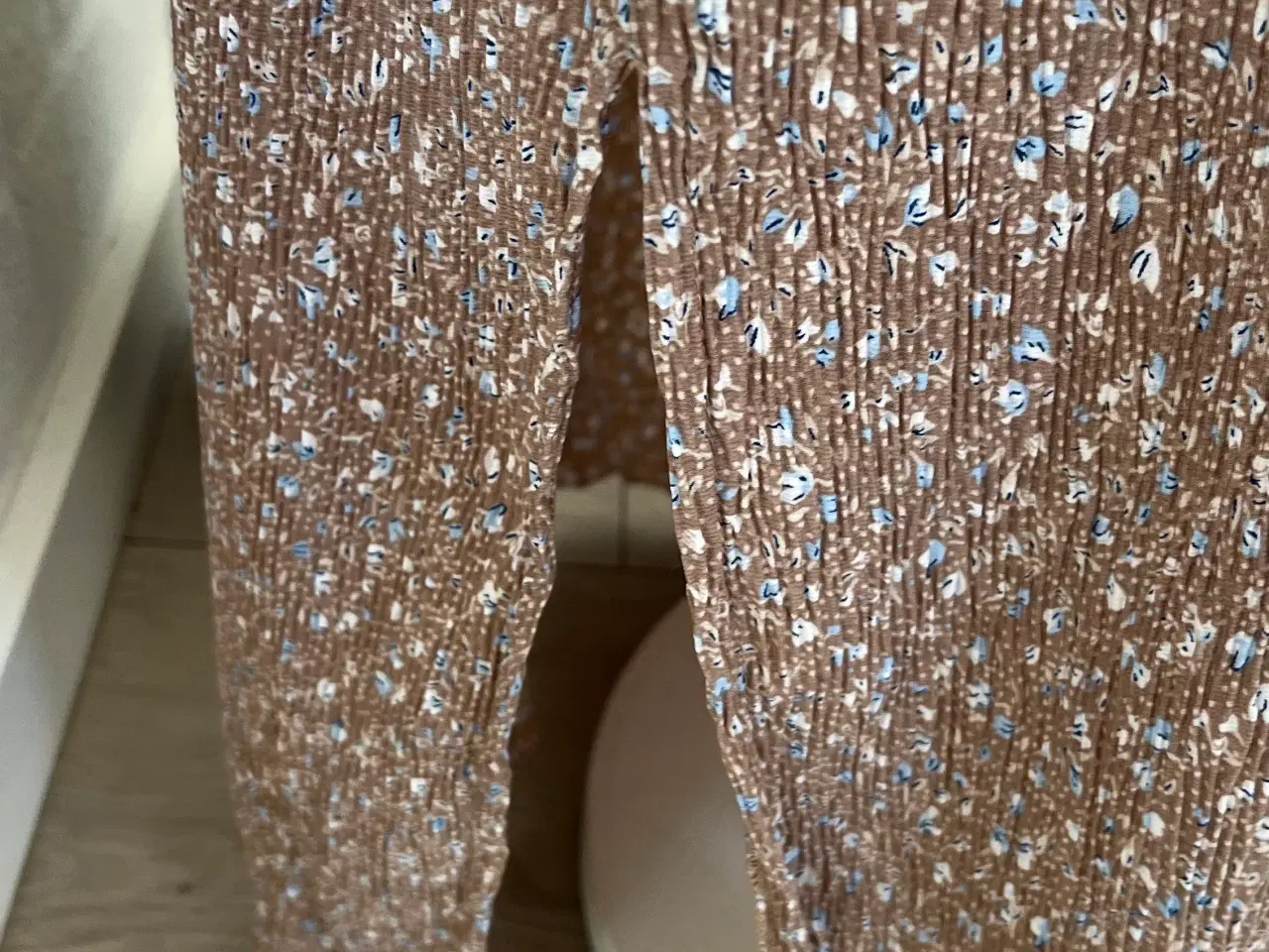 Billede 2 - Kjole str. L fra Only