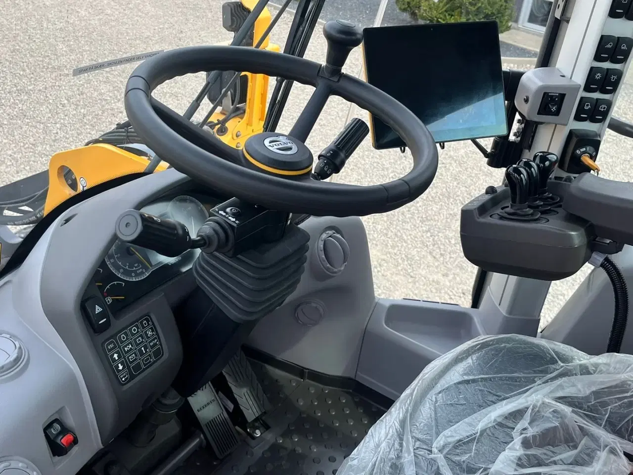 Billede 19 - Volvo L90H H2 Dansk-Maskine med CDC, BSS, Lock-UP, 650mm hjul & centralsmørring