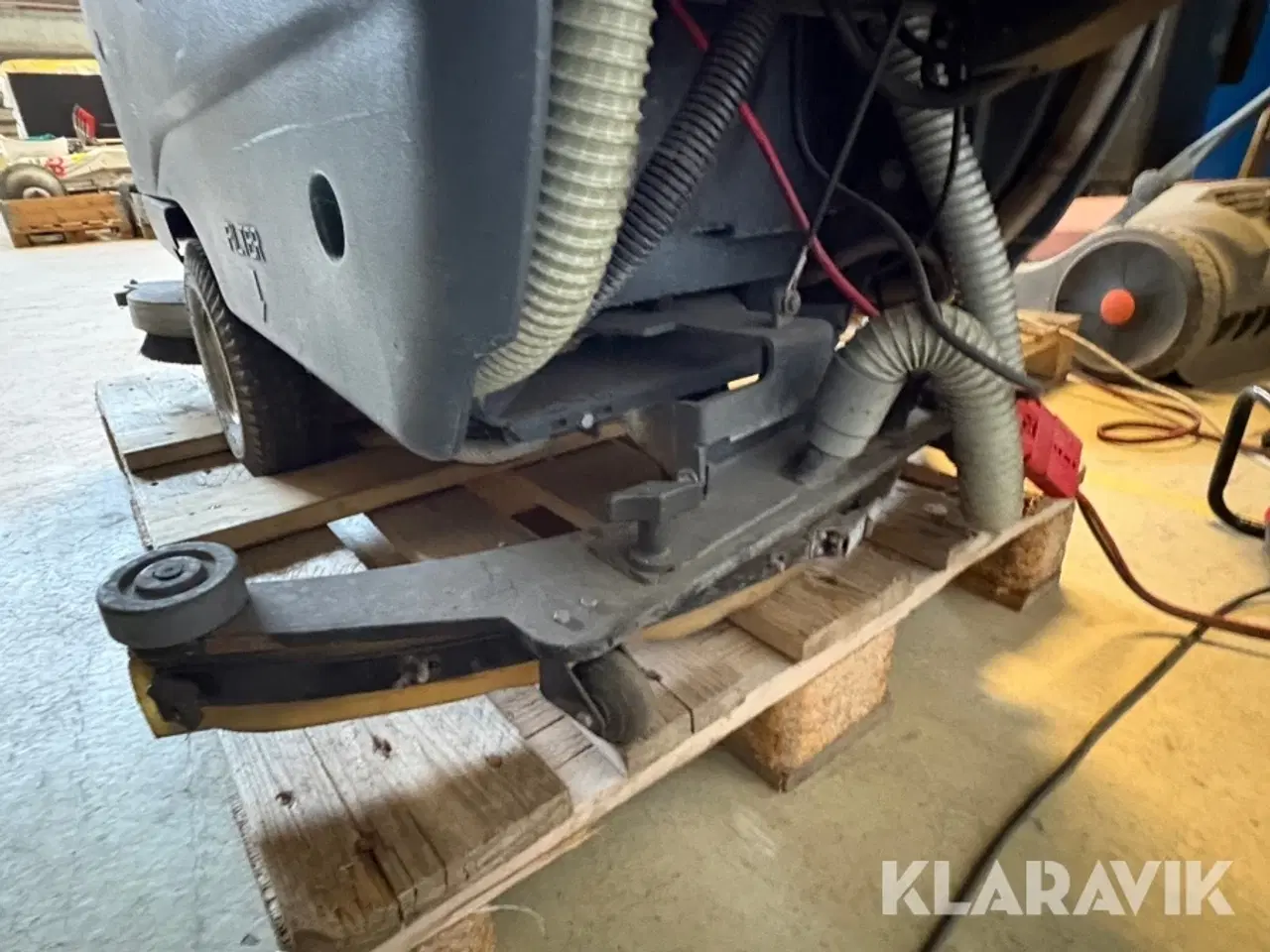 Billede 9 - Gulvvasker Nilfisk BA 650 S