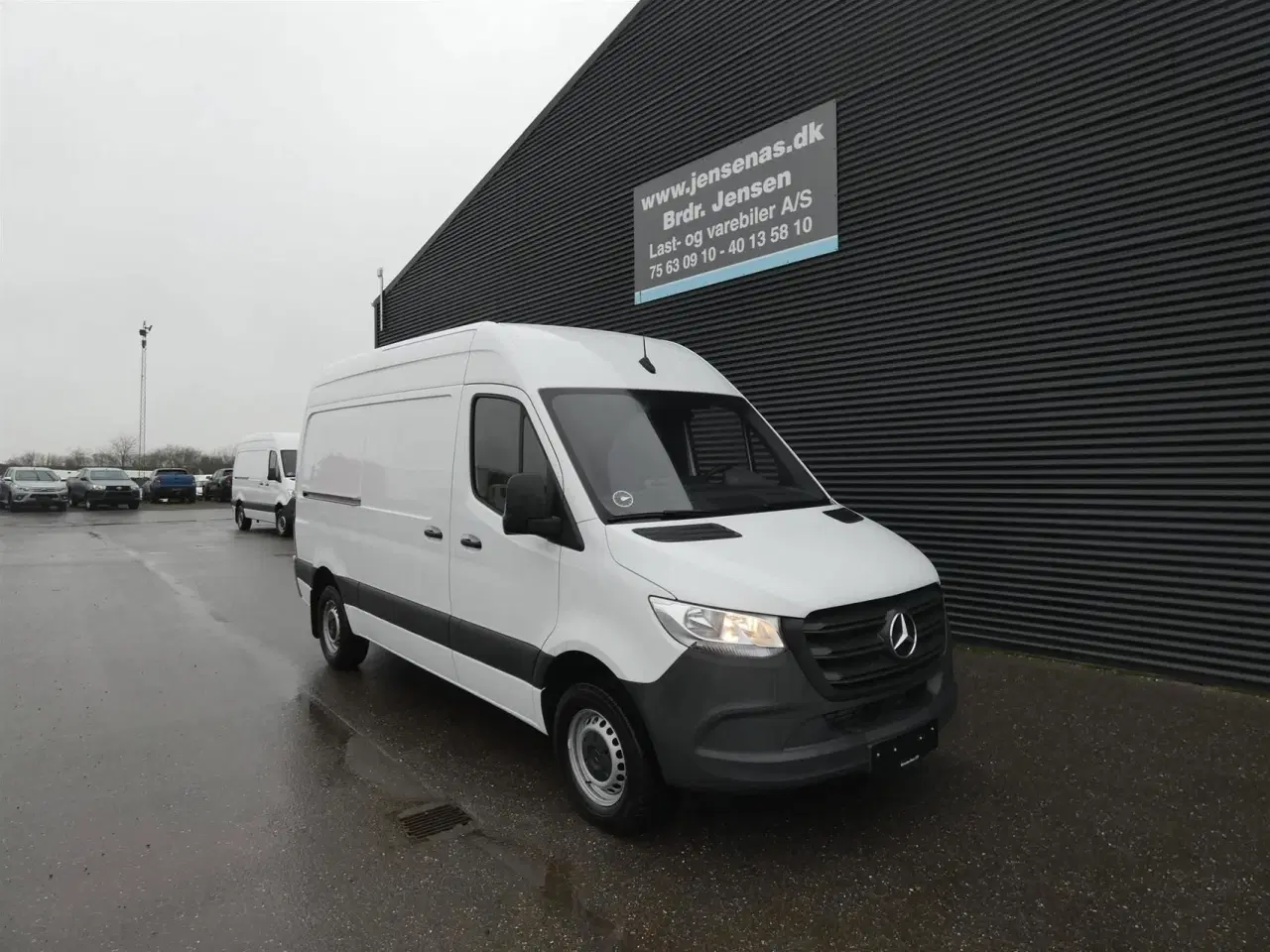 Billede 1 - Mercedes-Benz Sprinter 317 2,0 CDI A2 H2 RWD 9G-Tronic 170HK Van Aut.