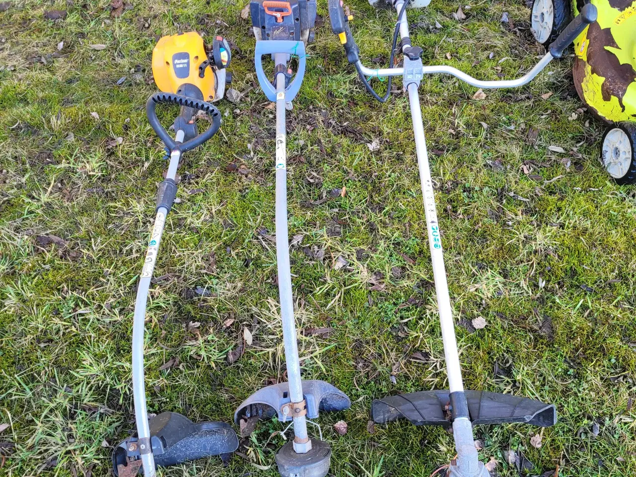 Billede 2 - 6 defekte plæneklippere 
