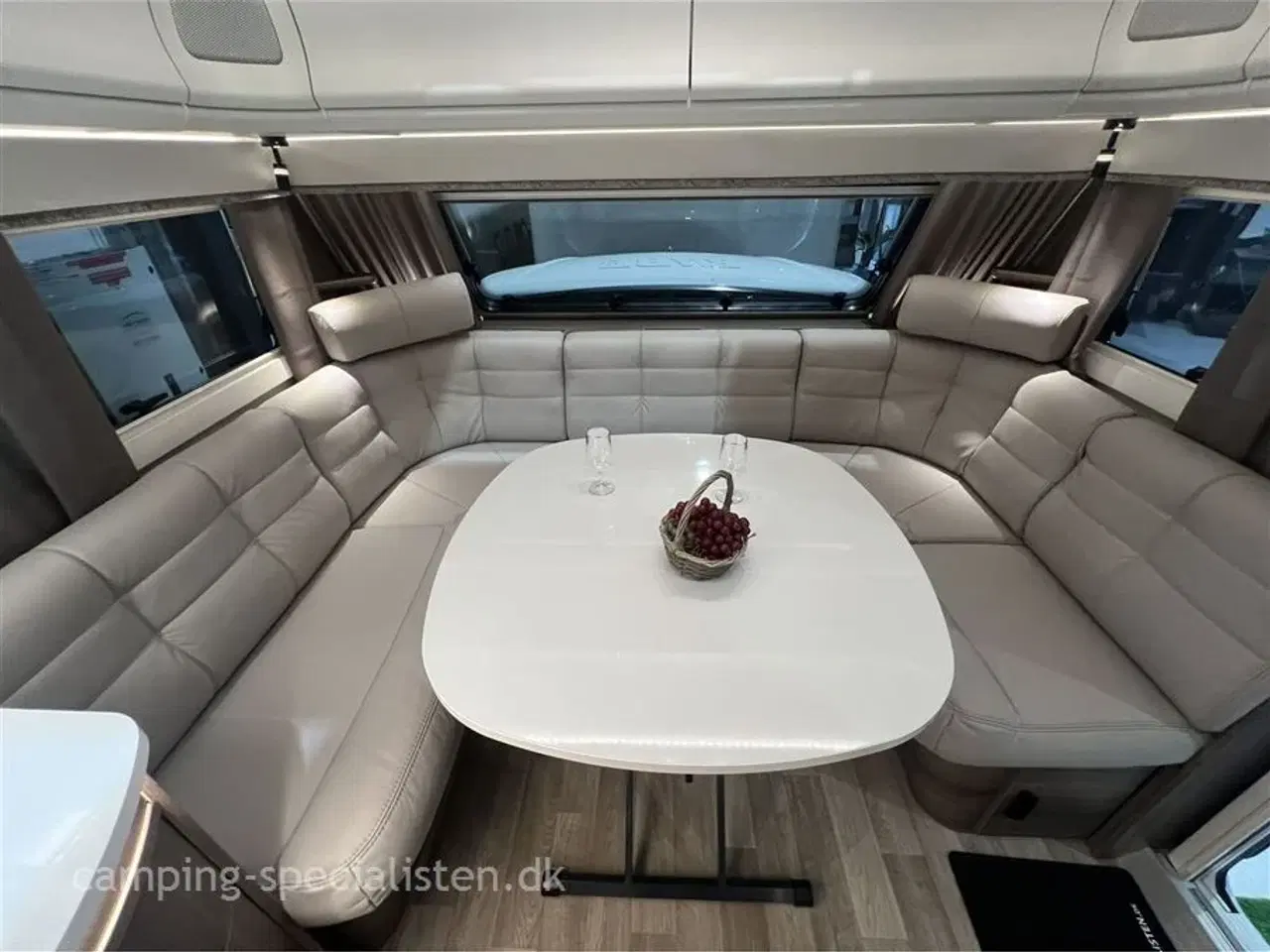 Billede 6 - 2026 - Kabe Smaragd 520 XL KS Premium Line Kabe Smaragd 520 XL KS PREMIUM LINE 2026 - Kommer senere hos Camping-Specialisten i Silkeborg