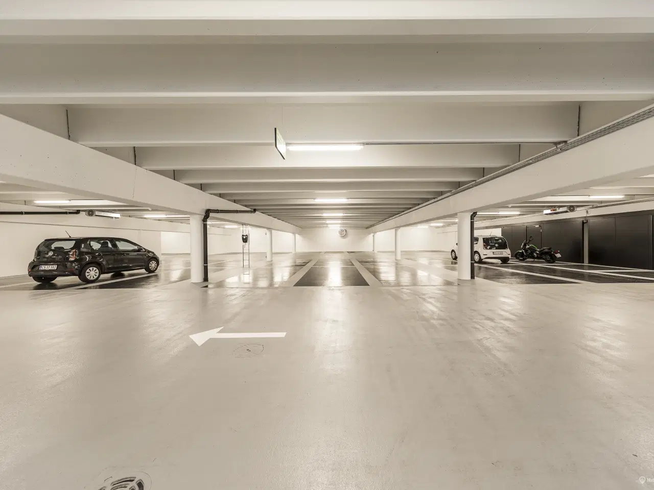 Billede 4 - Videoovervåget parkeringskælder i Odense M 