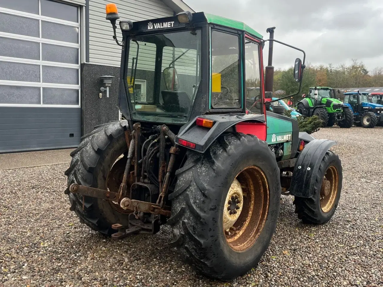 Billede 11 - Valmet 455 Med en slags frontlift