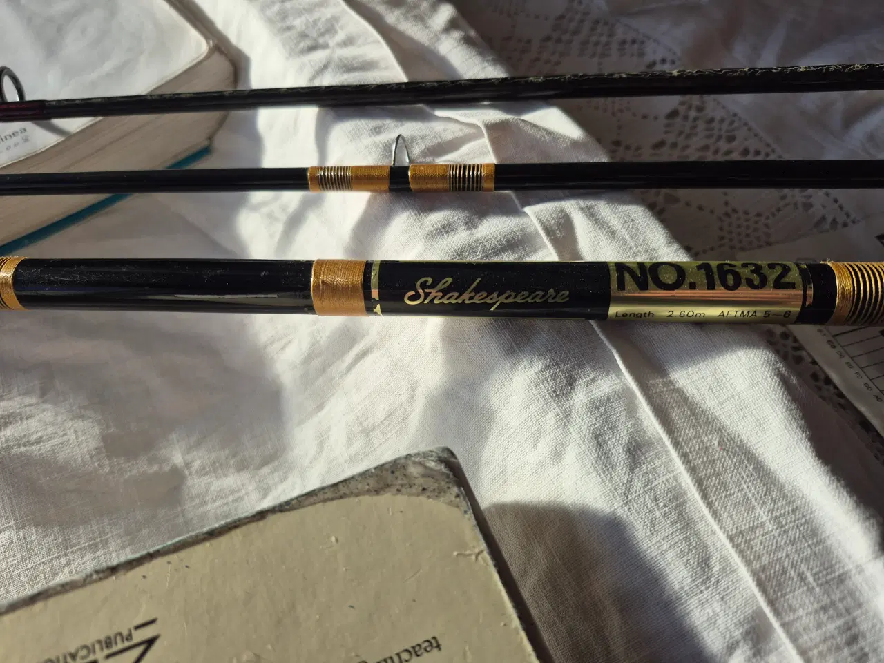 Billede 1 - Flere kyststænger plus en del grej sælges samlet 