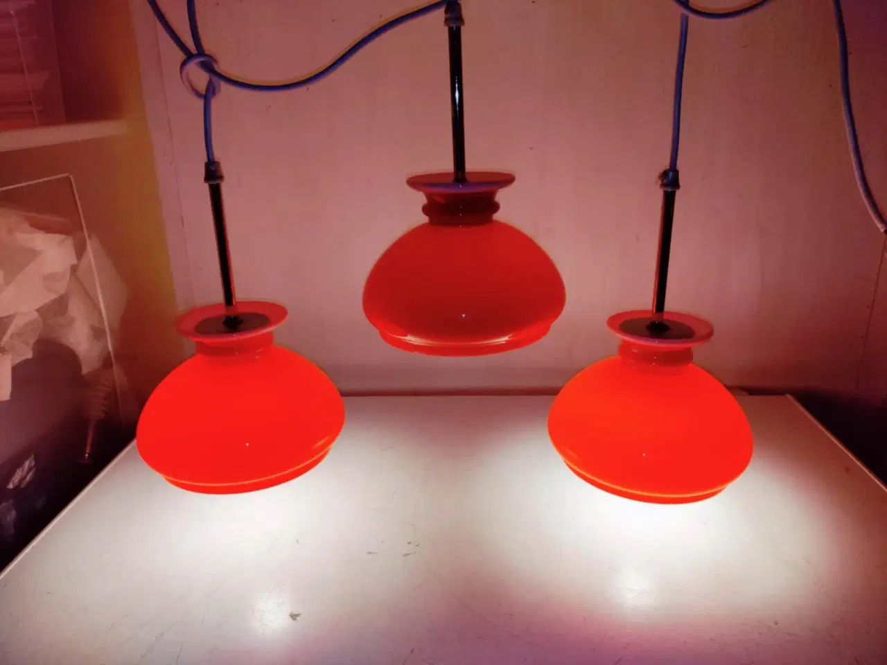 Billede 2 - 3 super flotte lamper i fed farve se billeder