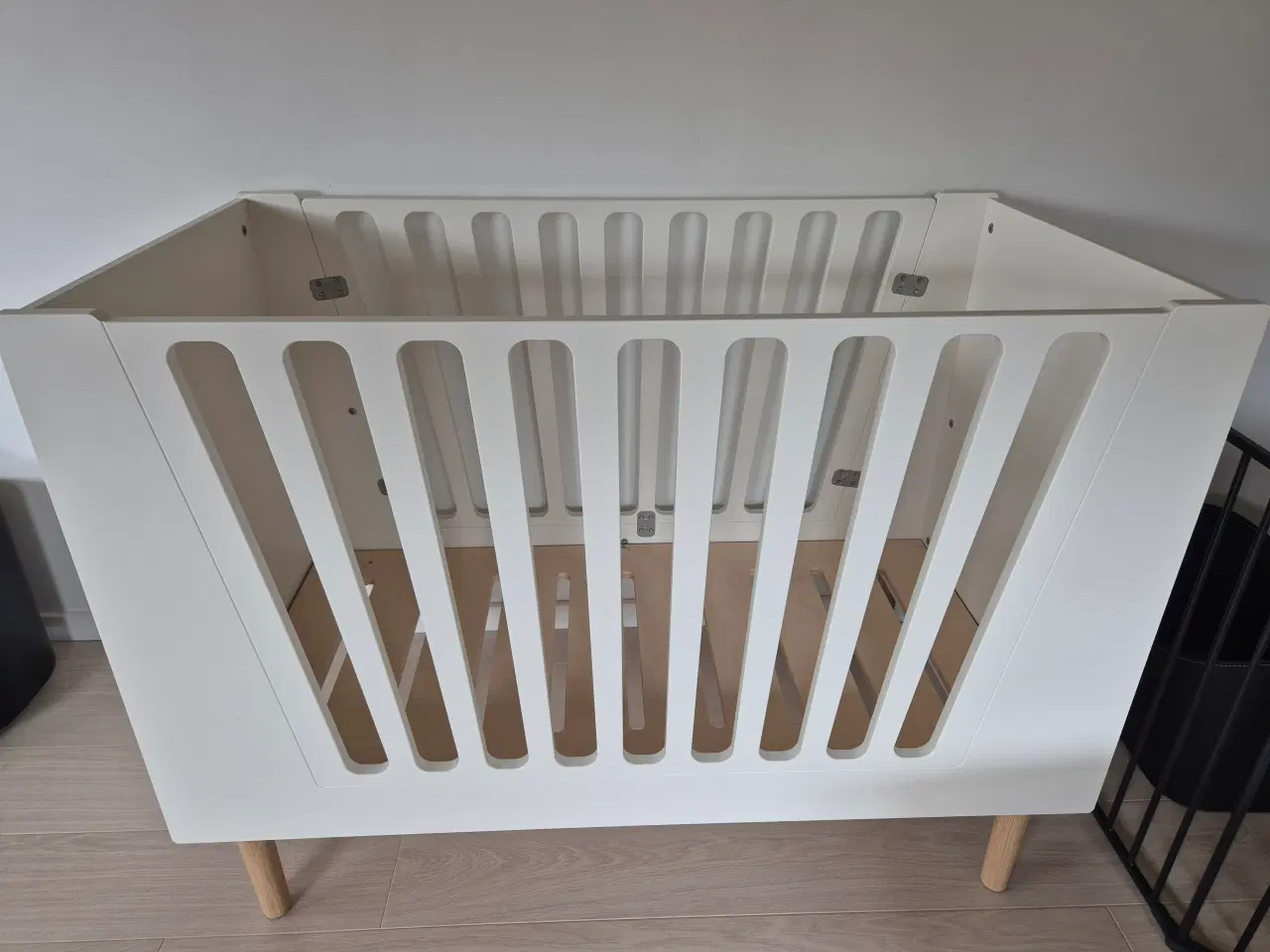 Billede 1 - Done by deer tremmeseng 