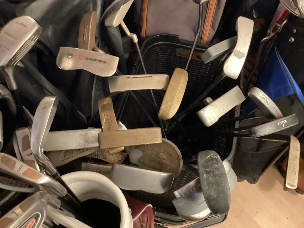 Billede 27 - Kæmpe privat samling realiseres pga plads mangel