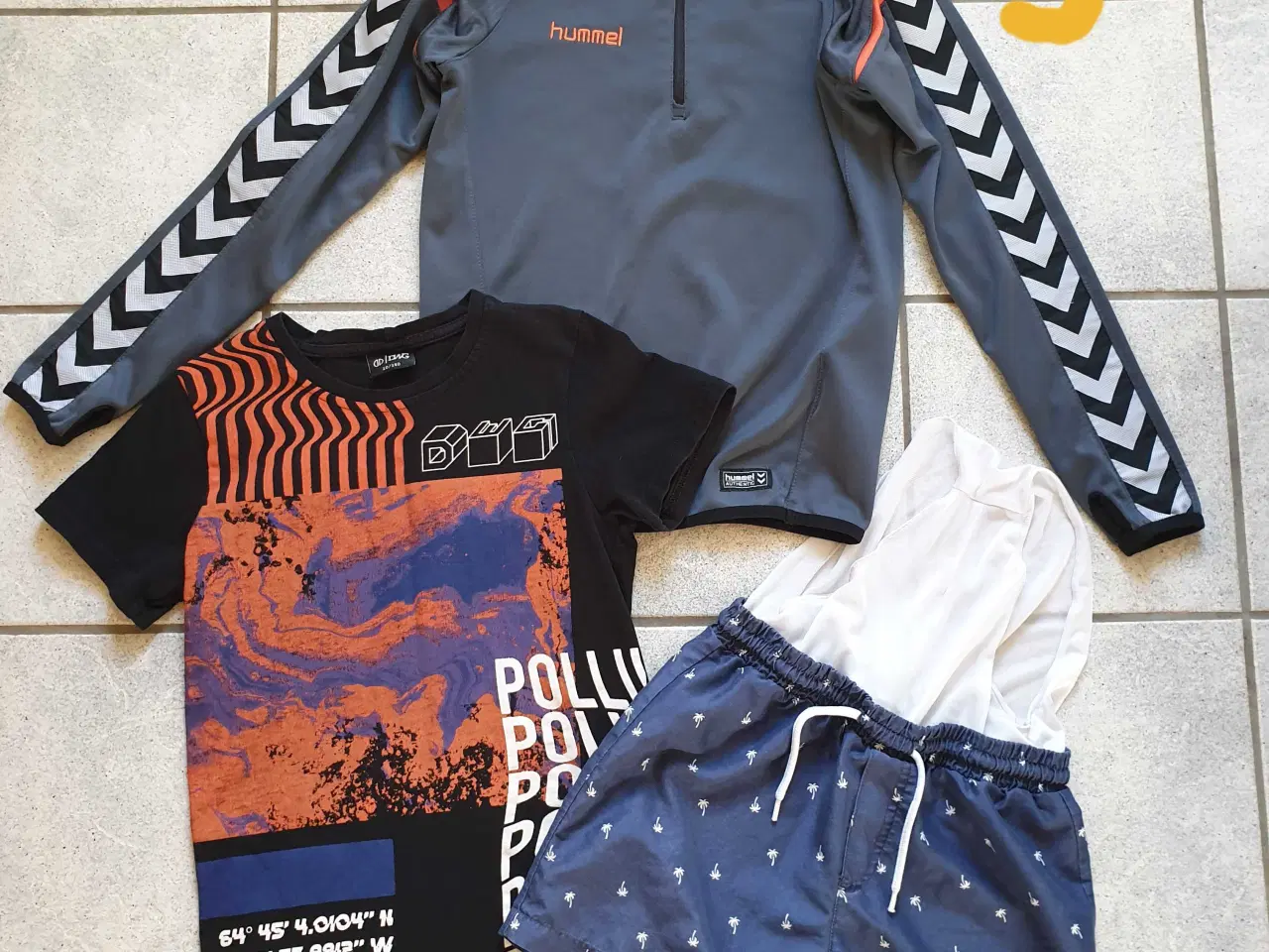 Billede 5 - Drengetøj str 134-140 (8-10 år)