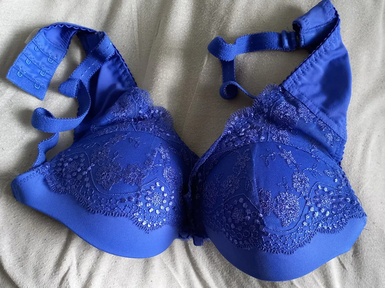 Billede 6 - forskelder lingeri og bh og trusser