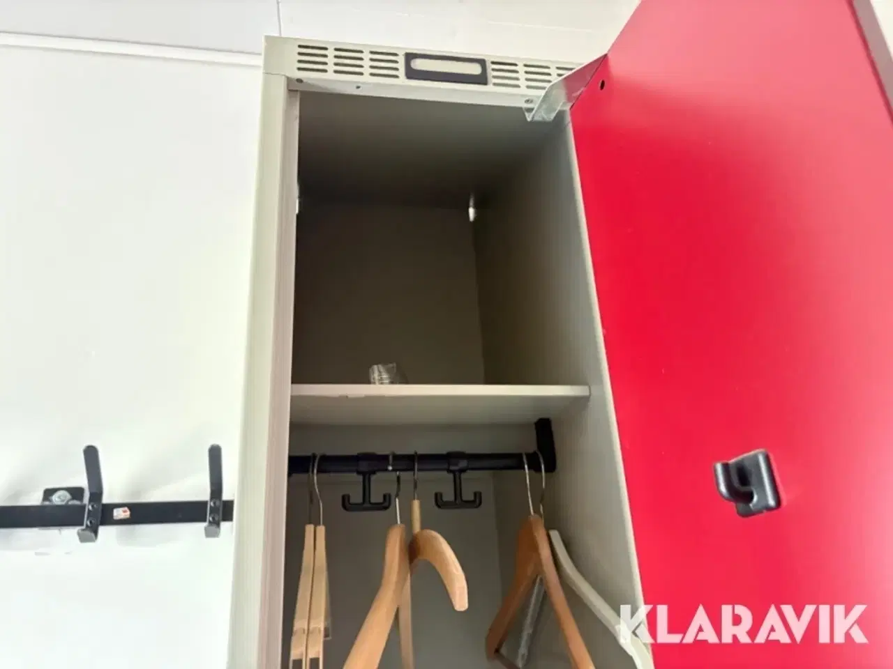 Billede 7 - Omklædningsskabe 12 enkeltskabe med understel