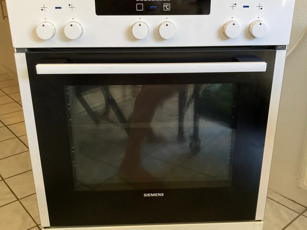 Billede 1 - Fritstående hvid Simens komfur m. varmluftovn