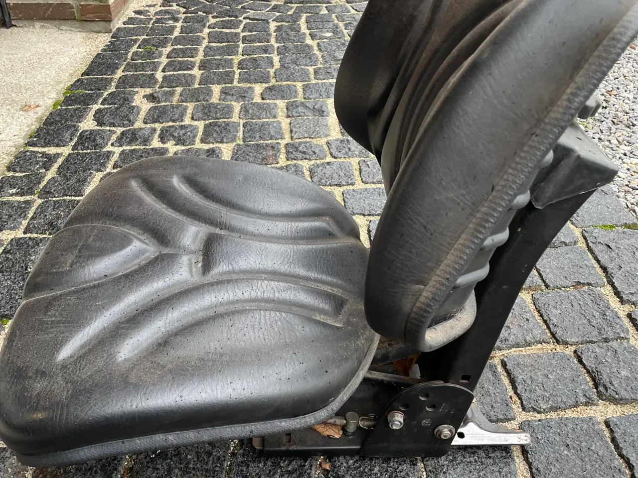 Billede 2 - Sæde til MF 135