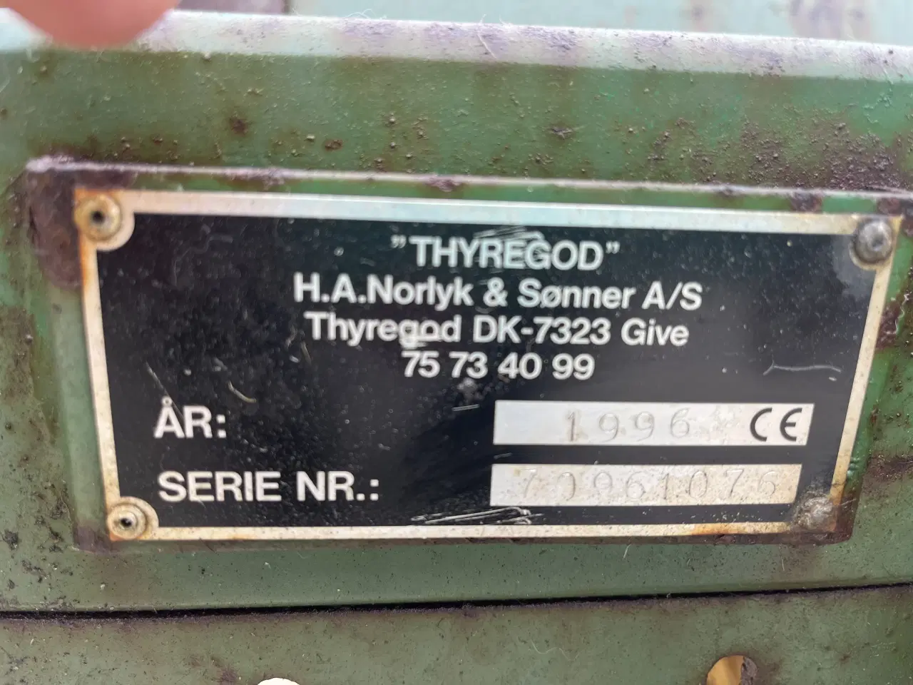 Billede 3 - Flot Thyregod fejekost