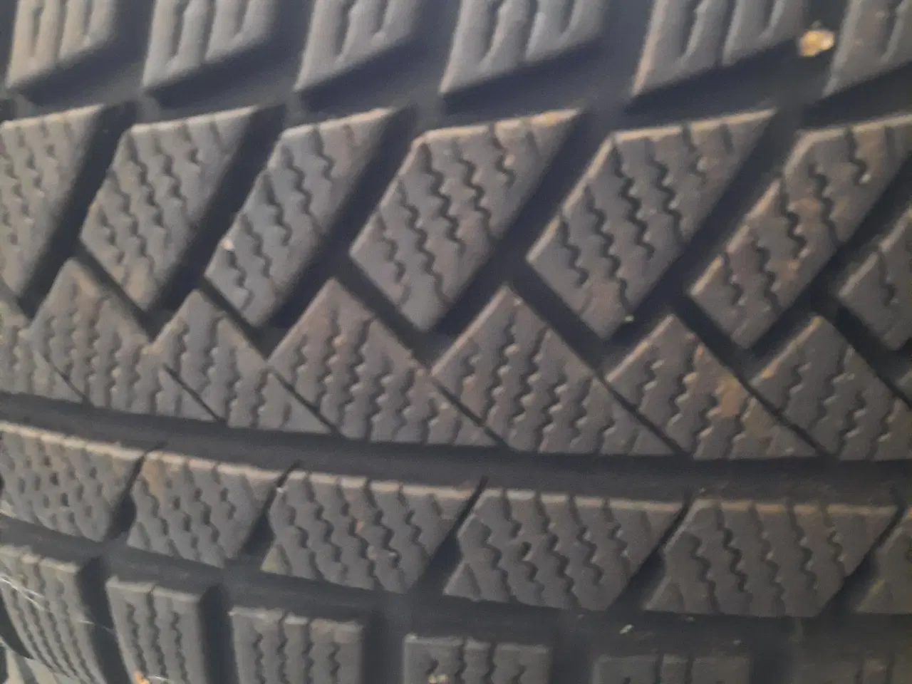 Billede 2 - 4 x Vinterdæk 215/45-20