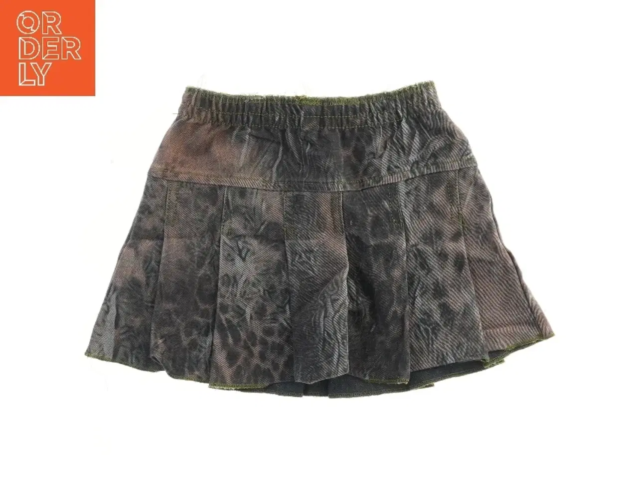 Billede 1 - Hugin & Mugin nederdel med mønster(str. 110)