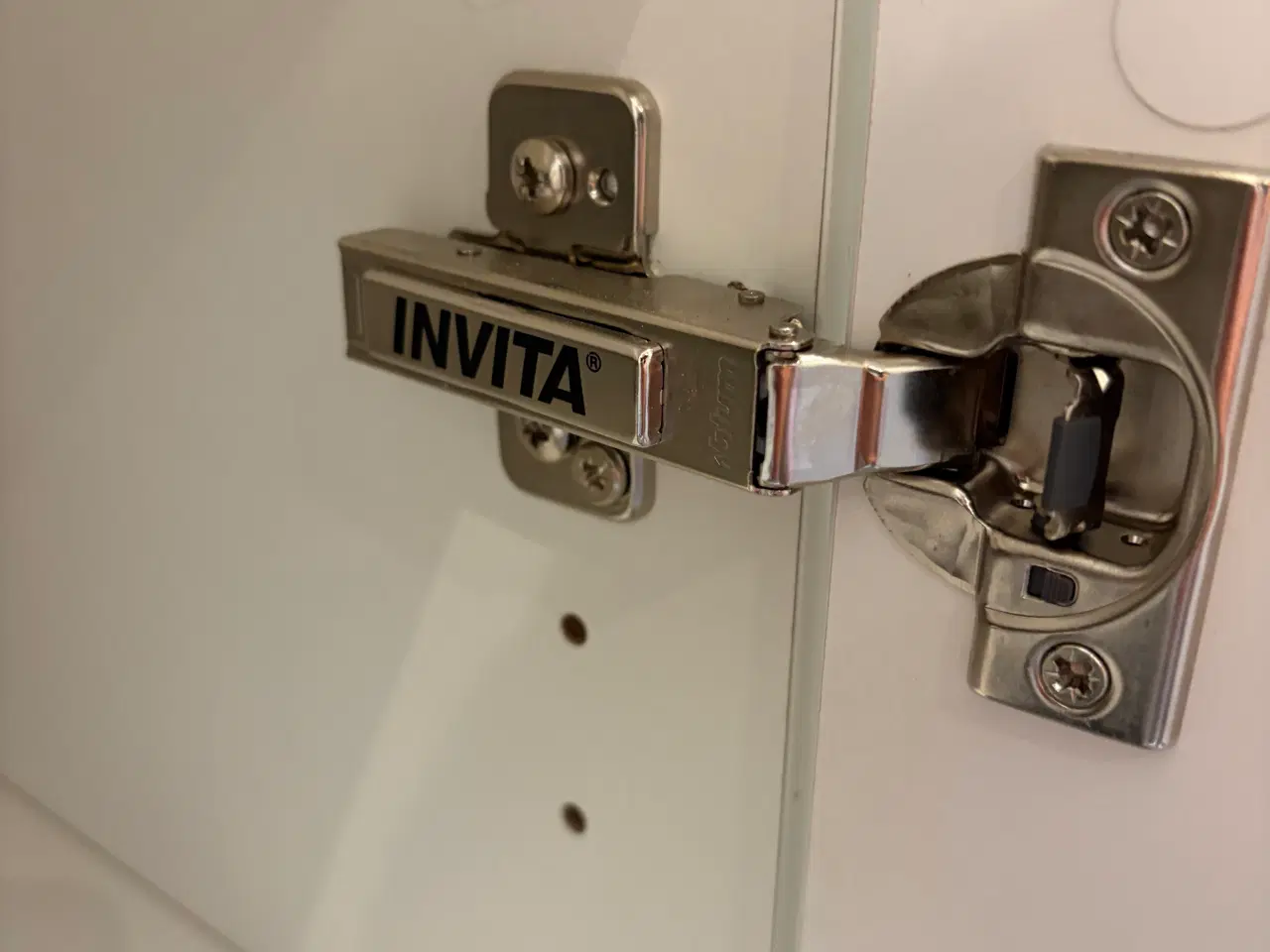 Billede 2 - Badeværelsesmøbel fra Invita med dobbelt vask