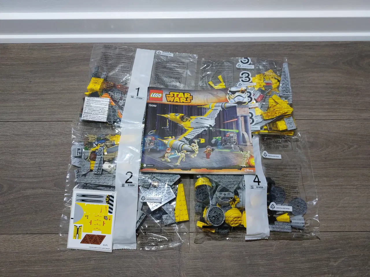 Billede 2 - LEGO 75092 Naboo Starfighter