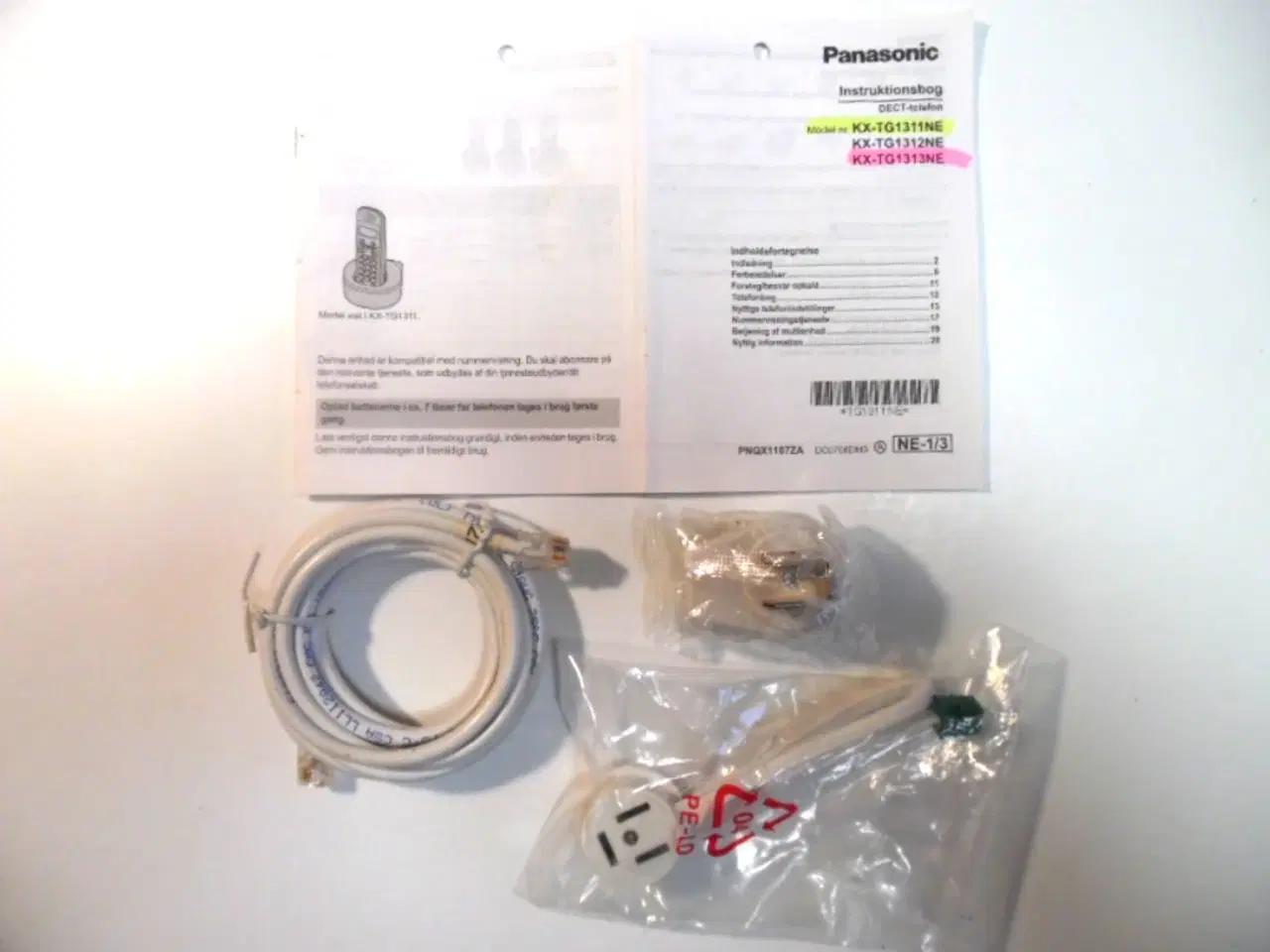 Billede 4 - Panasonic  KX-TG1313 Trådløs telefon med 3 enheder