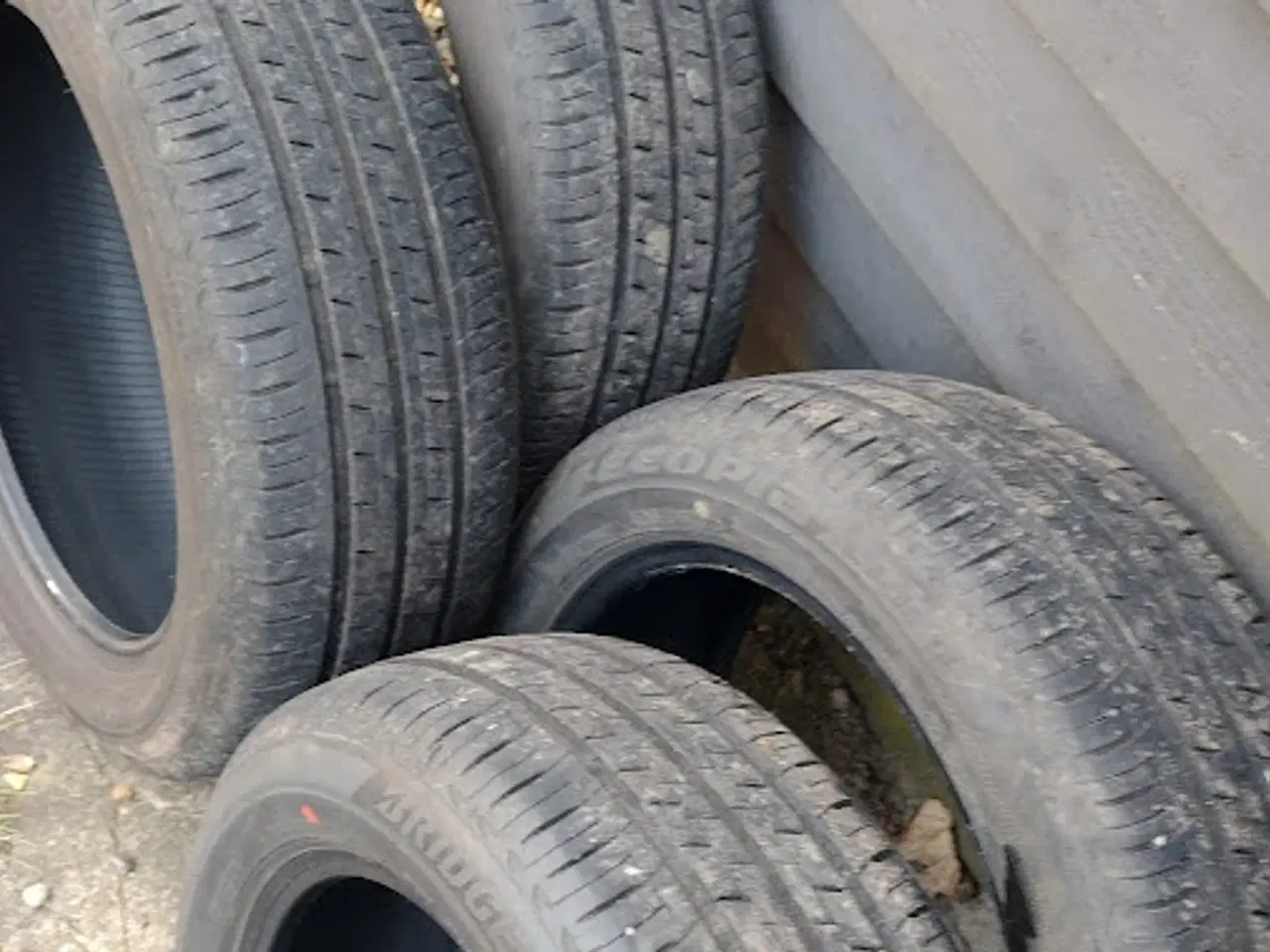 Billede 5 - Sommerdæk uden fælge.