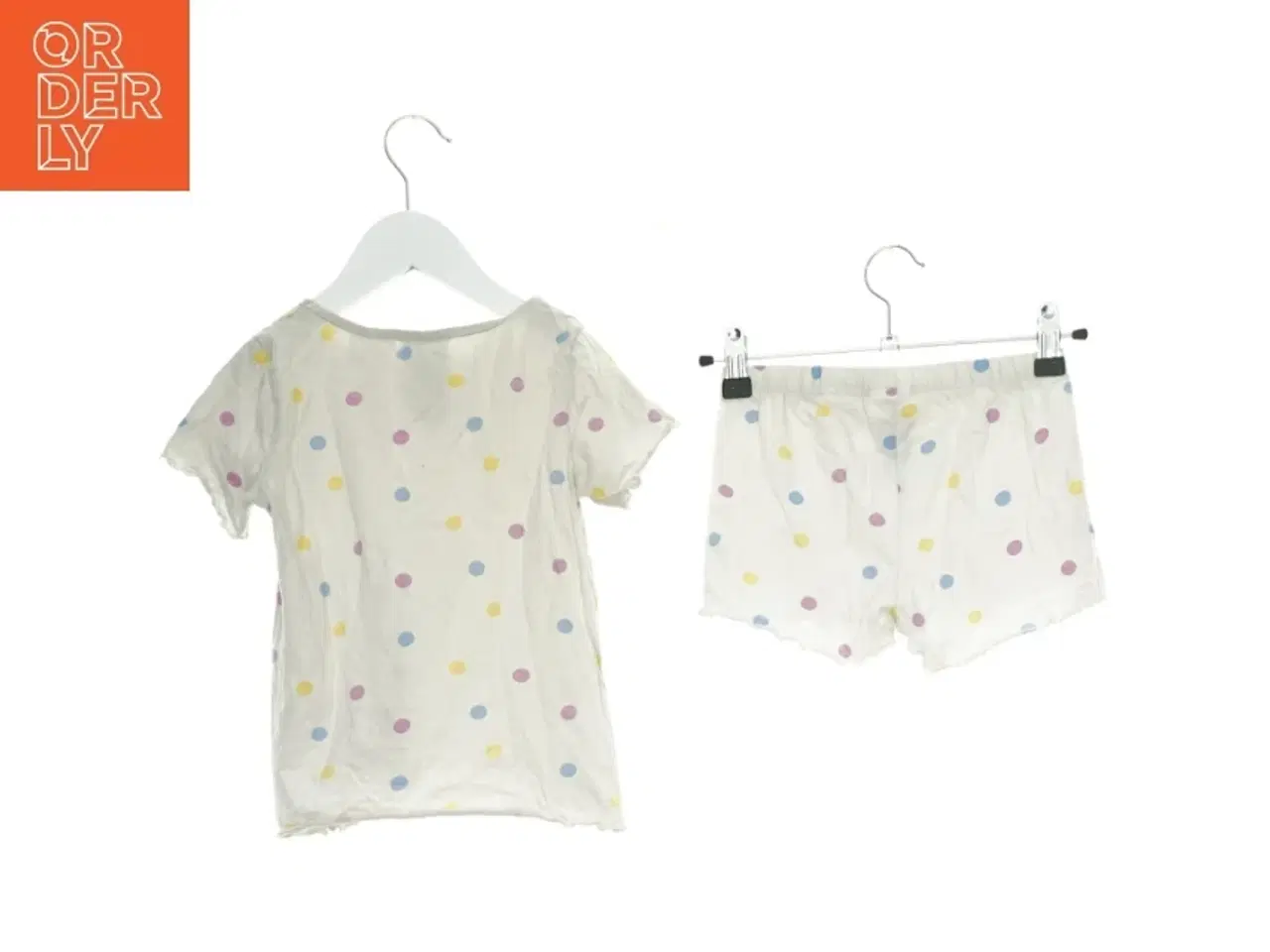 Billede 2 - Sæt børnetøj fra H&M (str. 116 cm)