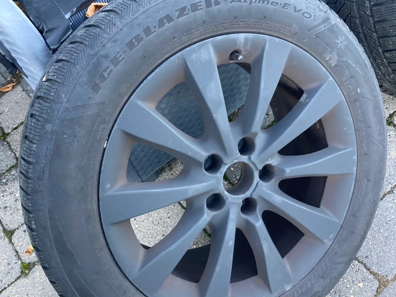 Billede 1 - 4 stk. Alufælg med Vinterdæk 225/55/17 til Audi A6